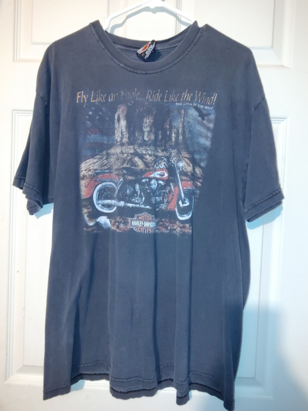 Harley-Davidson Black Short-Sleeve Tee with Red Motorcycle Graphic